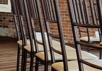 Elegant Chiavari Chairs: The best choice for Your Venue