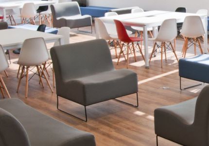 Coworking Cafe Tips 2024: How to Turn Your Cafe Into A Coworking Space