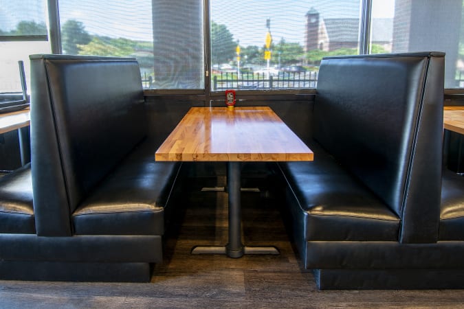 Buy FR Dining Booths Series Custom Black Plain Back & Channel Seat Vinyl  Upholstered Corner Booth Online - Corner Booths - Restaurant Furniture -  Commercial Seating - FurnitureRoots Product