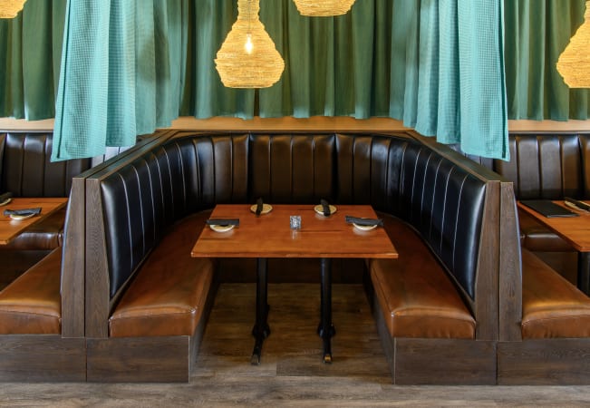 Wood Laminate Horizontal Channel Back / Restaurant Booth | My seatss