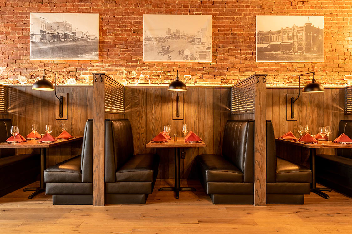 6 Channel Restaurant Booths in Black Vinyl