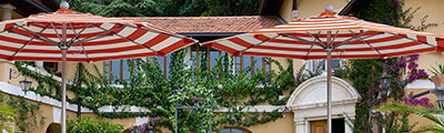 Guide to Buying Commercial Patio Umbrellas
