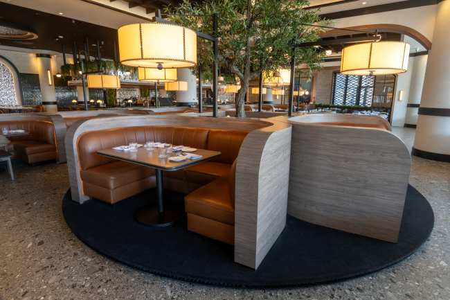 Comfortable restaurant seating layout ambient environment
