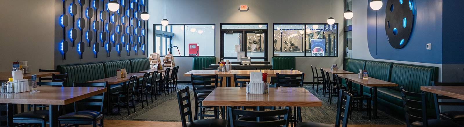 Courtside Sports Bar, Morehead, MN