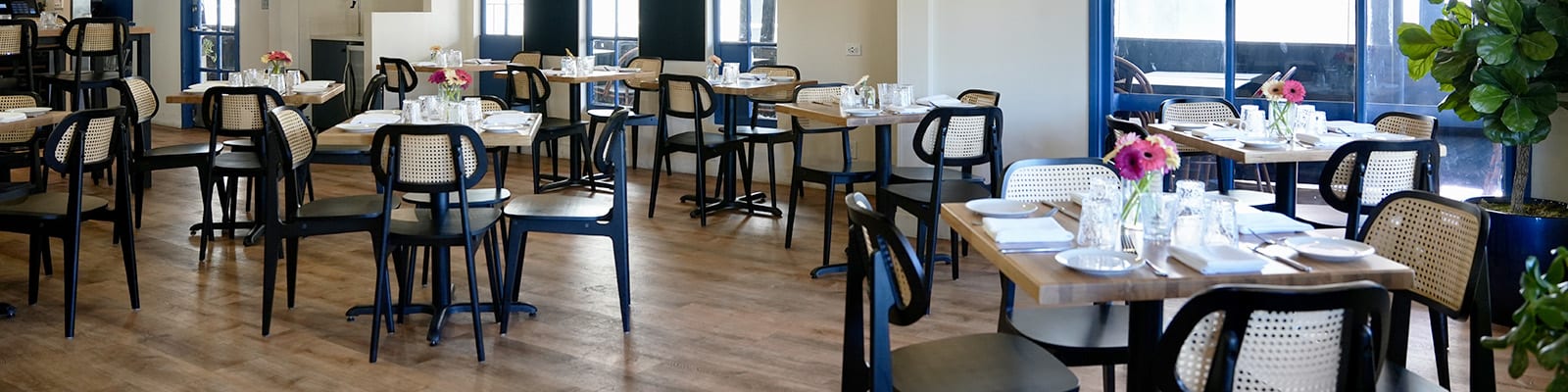 Deux Bistro - Woodland Hills, CA